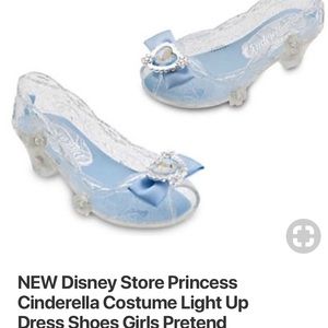 Disney store NWT Cinderella light up shoes 2/3